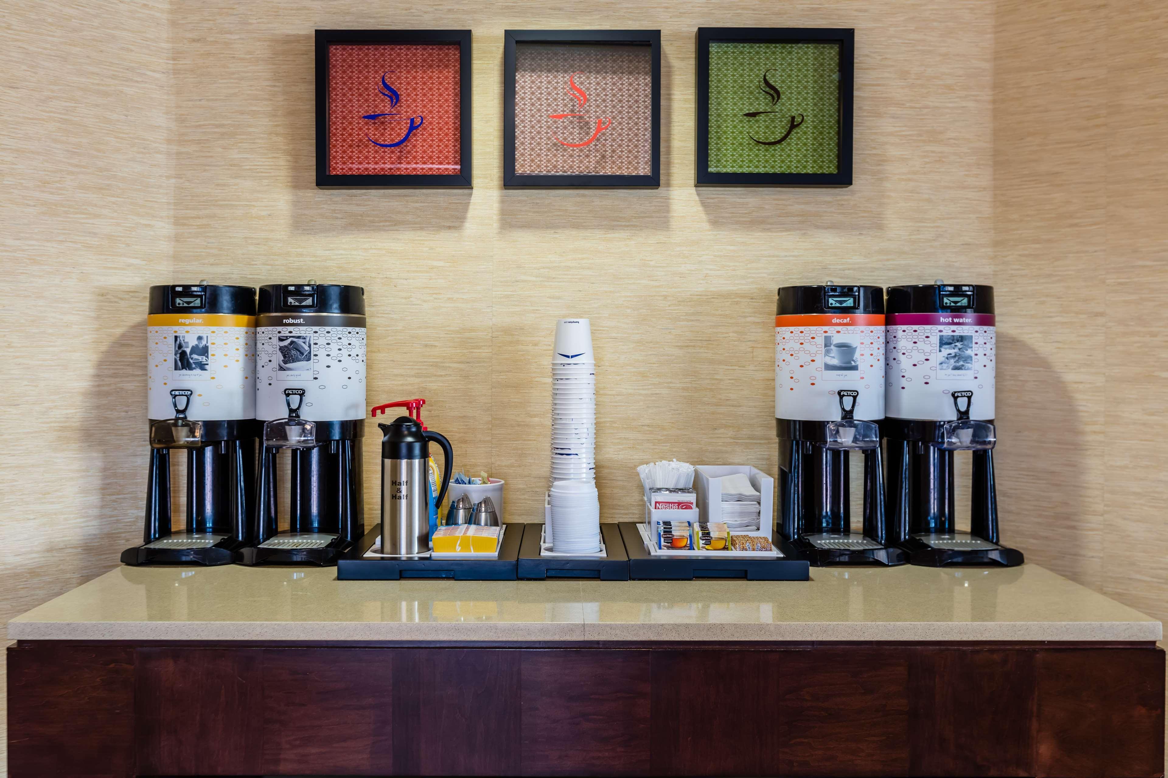 Hampton Inn St Charles St Peters Saint Charles Екстер'єр фото