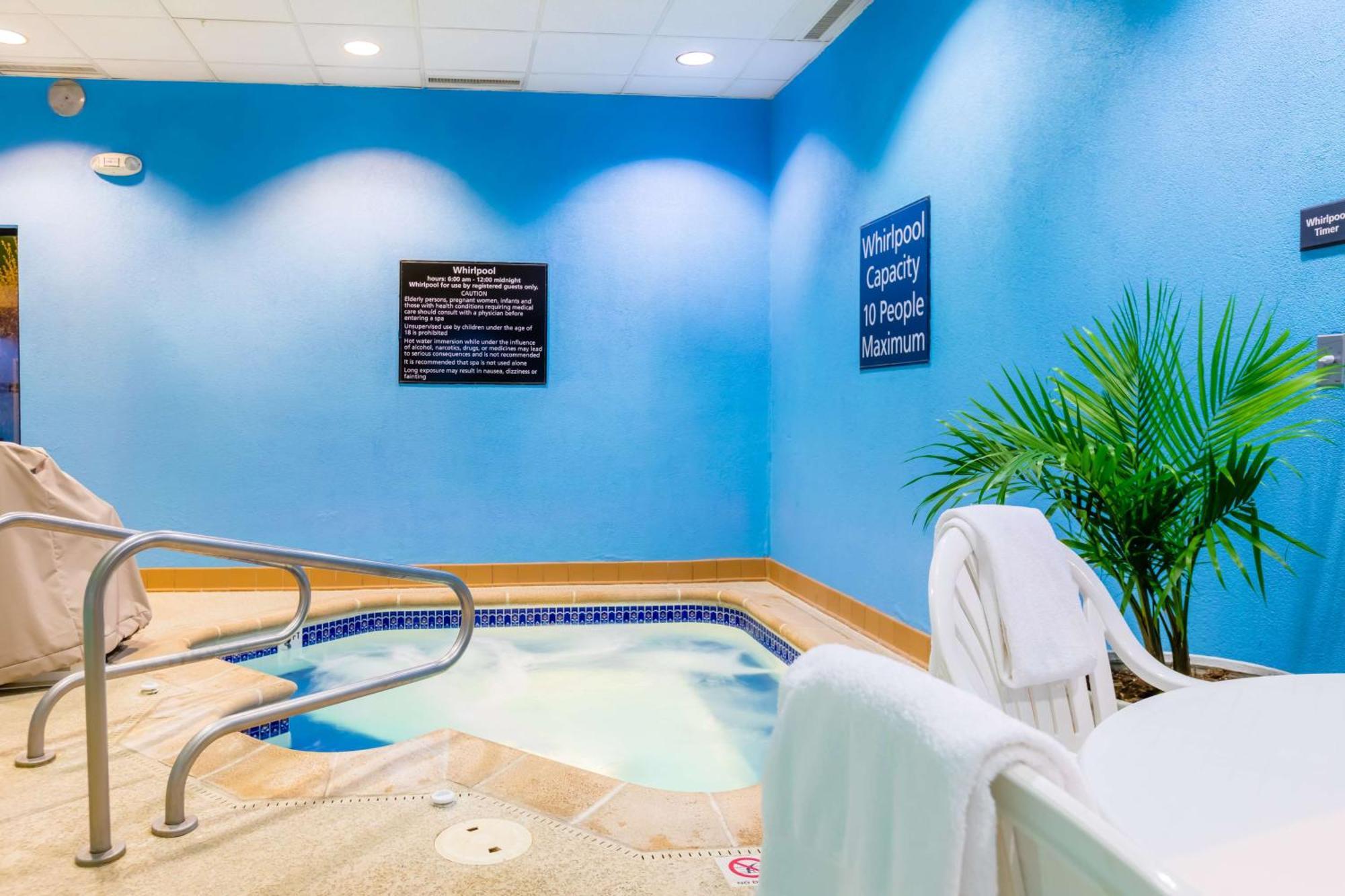 Hampton Inn St Charles St Peters Saint Charles Екстер'єр фото